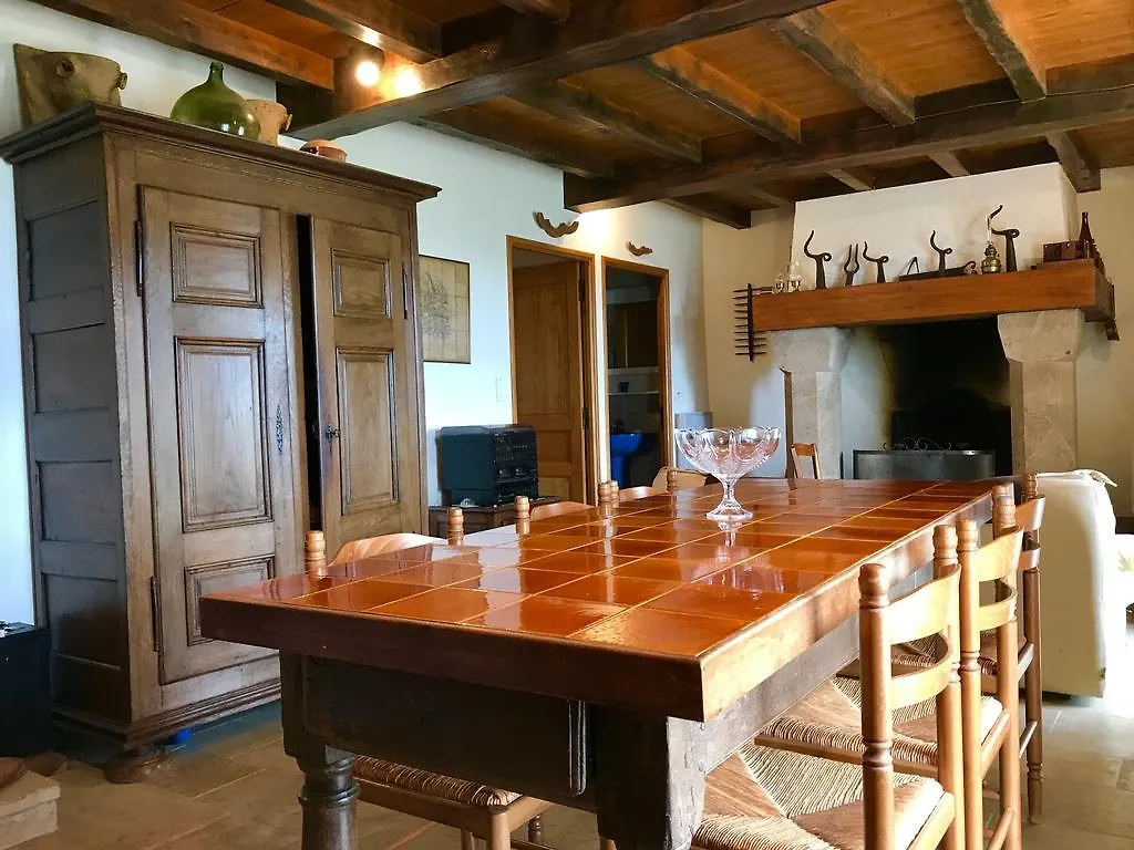 Hébergement de vacances La Petite Maison des Artistes Castelnau-Pégayrols